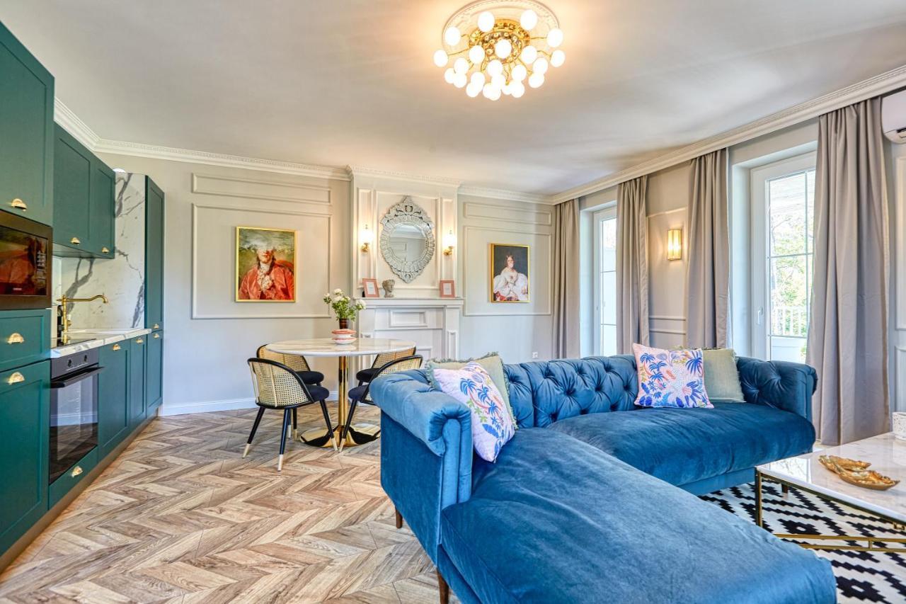 The Doors Luxury Apartment Mosonmagyarovar Exterior photo