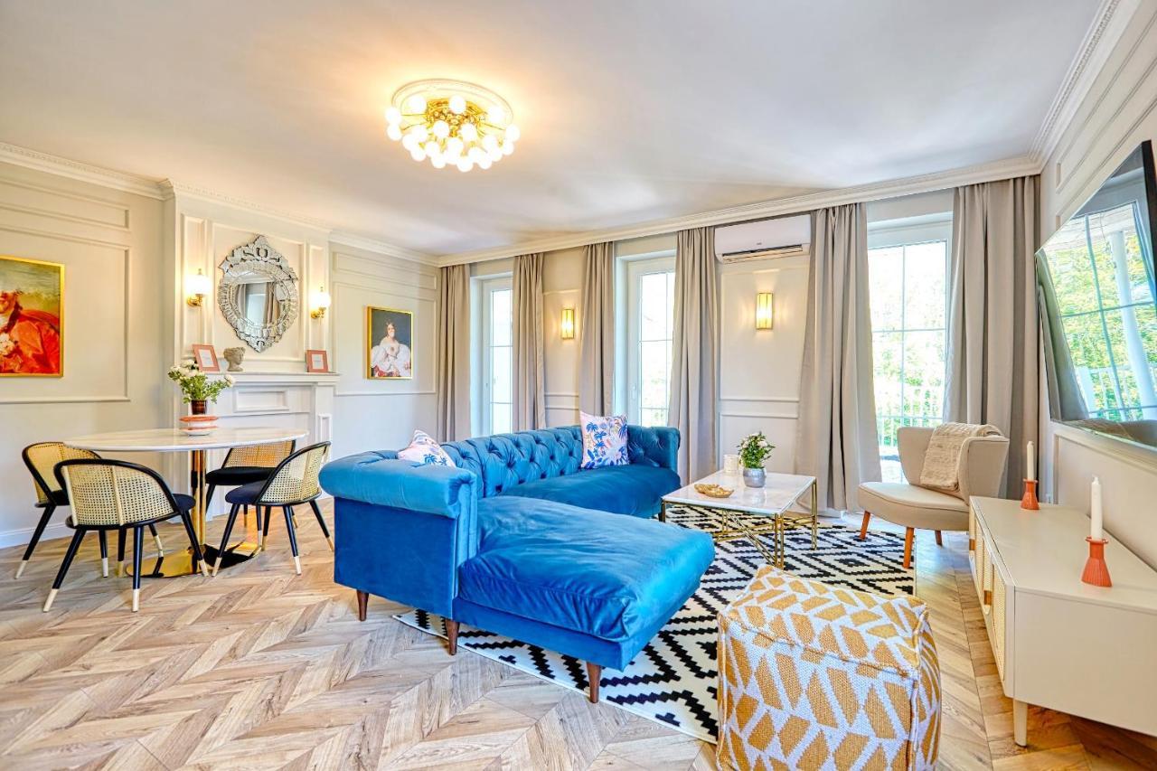 The Doors Luxury Apartment Mosonmagyarovar Exterior photo